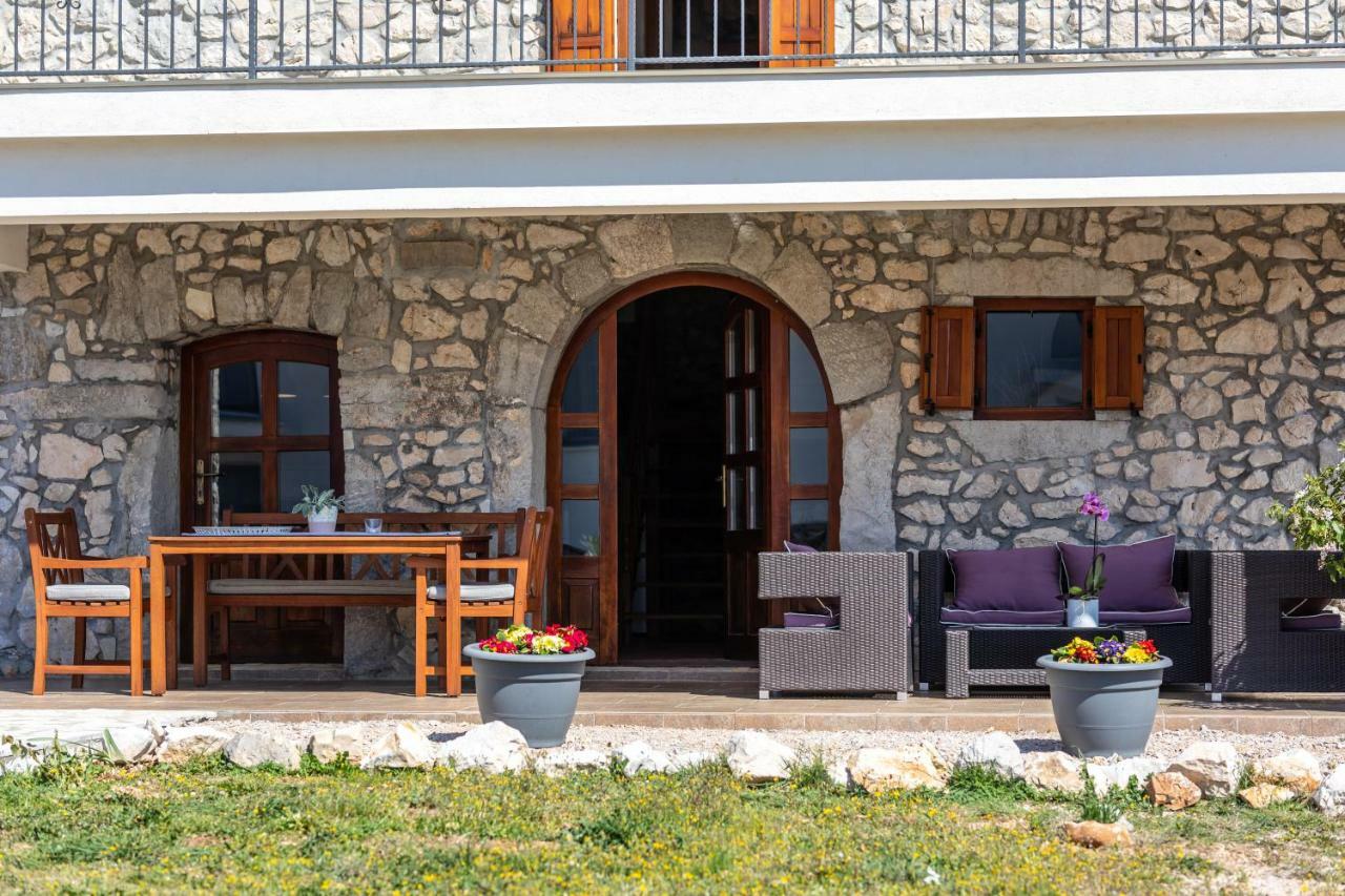 Villa Korina Pinezići Exteriör bild