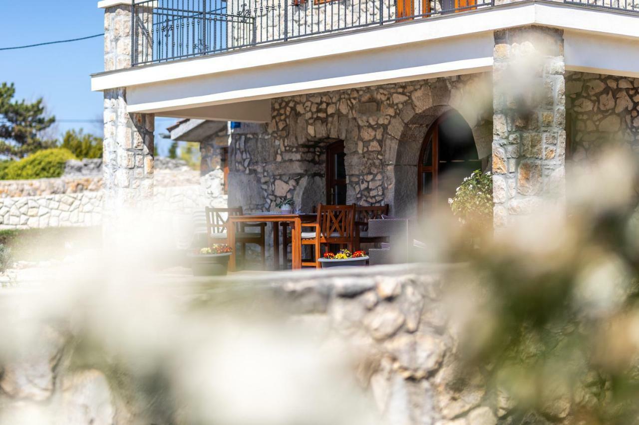 Villa Korina Pinezići Exteriör bild