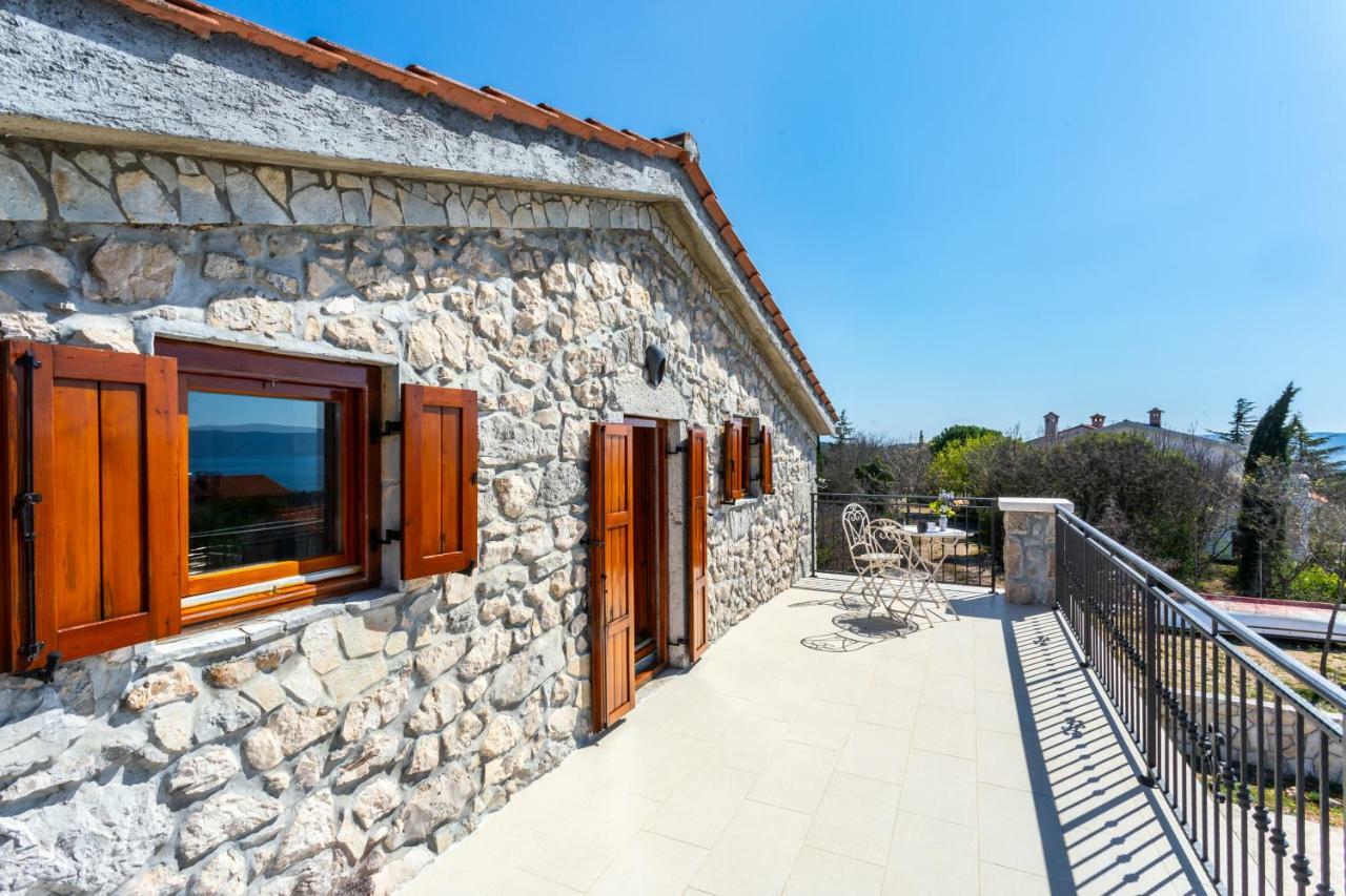Villa Korina Pinezići Exteriör bild